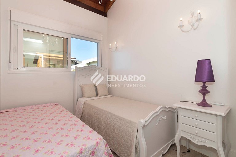 Casa à beira-mar com 4 quartos para até 12 pessoas