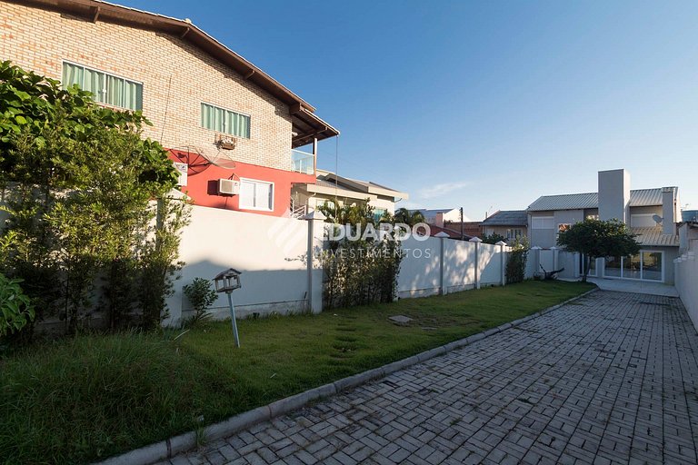 Casa à beira-mar com 4 quartos para até 12 pessoas