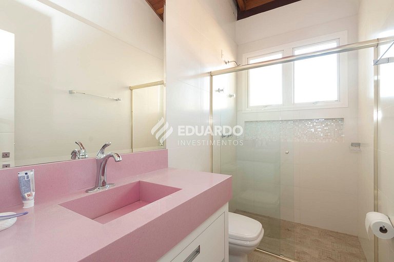 Casa à beira-mar com 4 quartos para até 12 pessoas